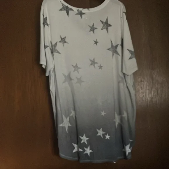 White and gray stars long tee shirt - Picture 2 of 2